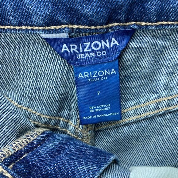 Arizona Jean Skirt Womens Juniors 7 Distresed Ripped Raw Hem Denim Medium Wash - Picture 8 of 8